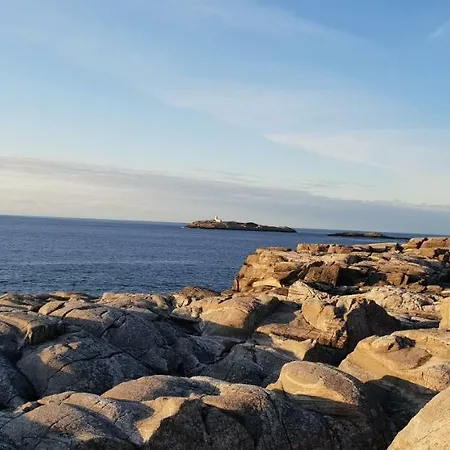Austevoll | Skansen - Holiday Feriehus