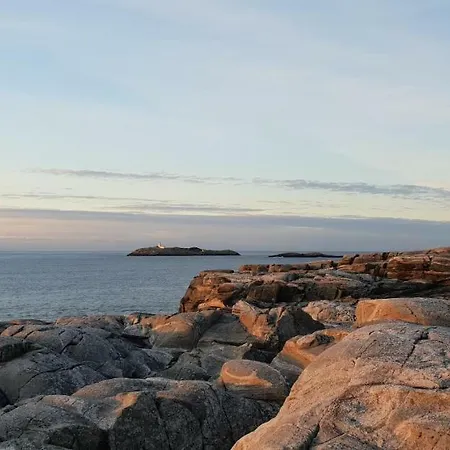 Feriehus Austevoll | Skansen - Holiday Kalve