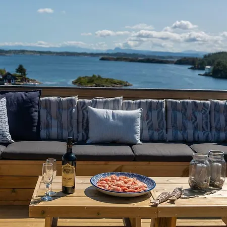 Austevoll | Skansen - Holiday Feriehus