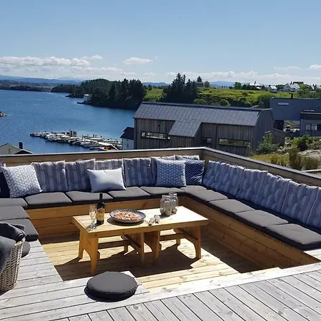 Austevoll | Skansen - Holiday * Kalve