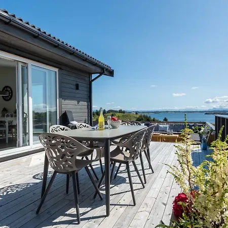 Austevoll | Skansen - Holiday