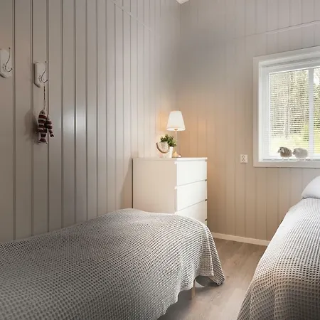 Holiday home Austevoll | Skansen - Holiday *